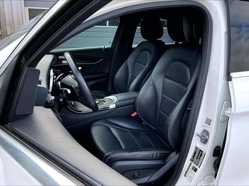 Used 2018 Mercedes-Benz GLC 300 4MATIC Coupe image 7