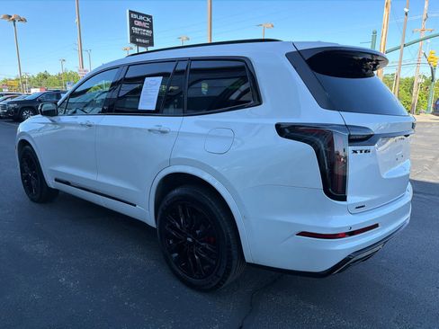 Used 2024 Cadillac XT6 Sport w/ LPO, ONYX Package AWD/4WD image 2
