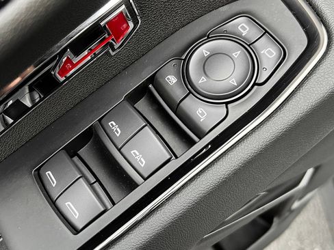 Used 2024 GMC Sierra 1500 AT4 w/ Technology Package image 26