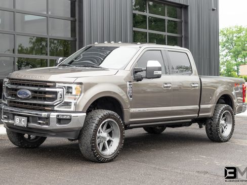 Used 2020 Ford F250 King Ranch w/ King Ranch Ultimate Package AWD/4WD image 2