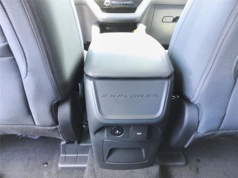New 2026 Ford Explorer Active RWD image 25