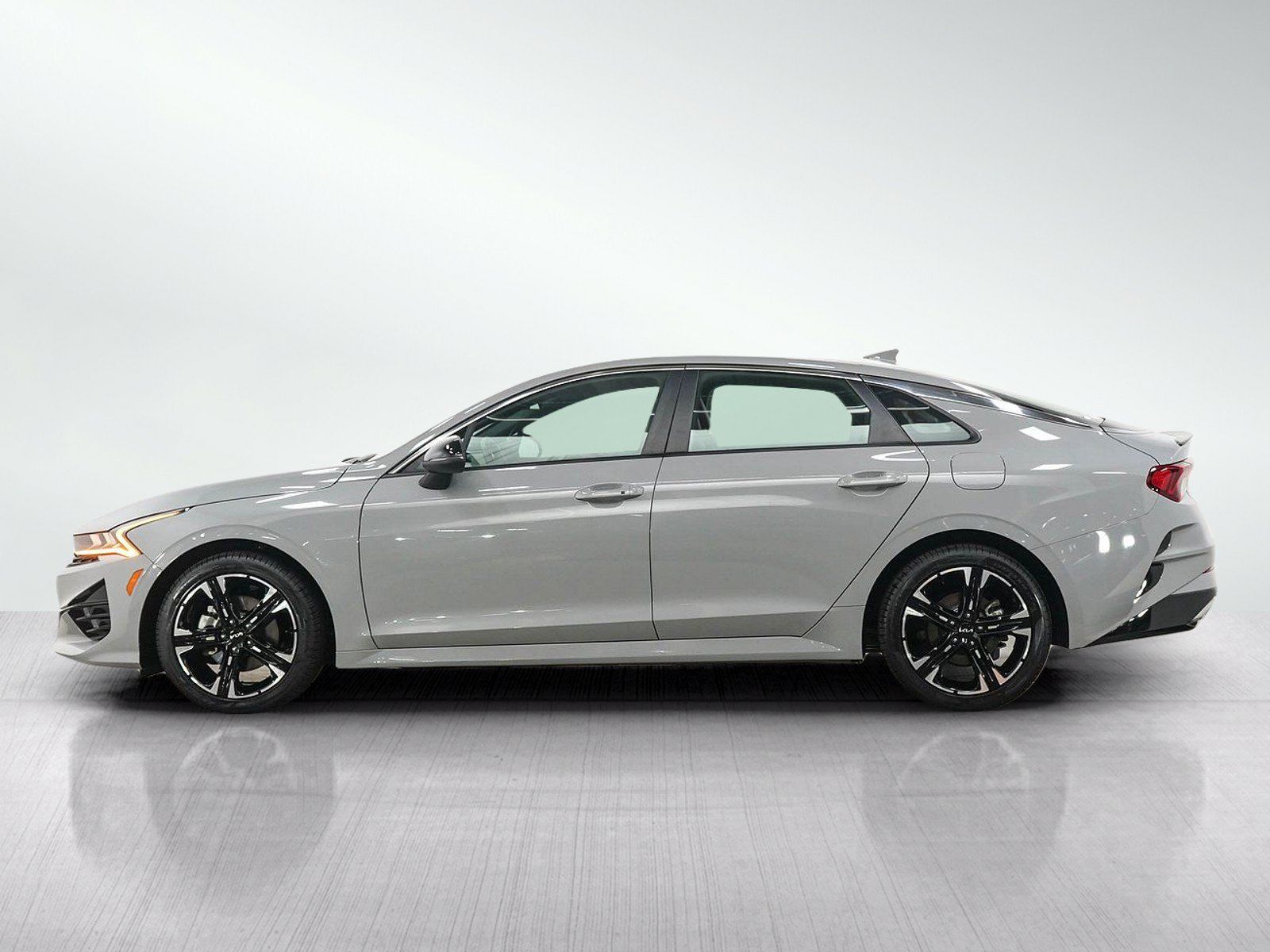 Used 2024 Kia K5 GT-Line w/ GT-Line Premium Package AWD/4WD image 2