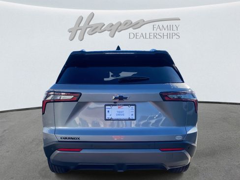 Used 2025 Chevrolet Equinox LT w/ Midnight Edition image 5