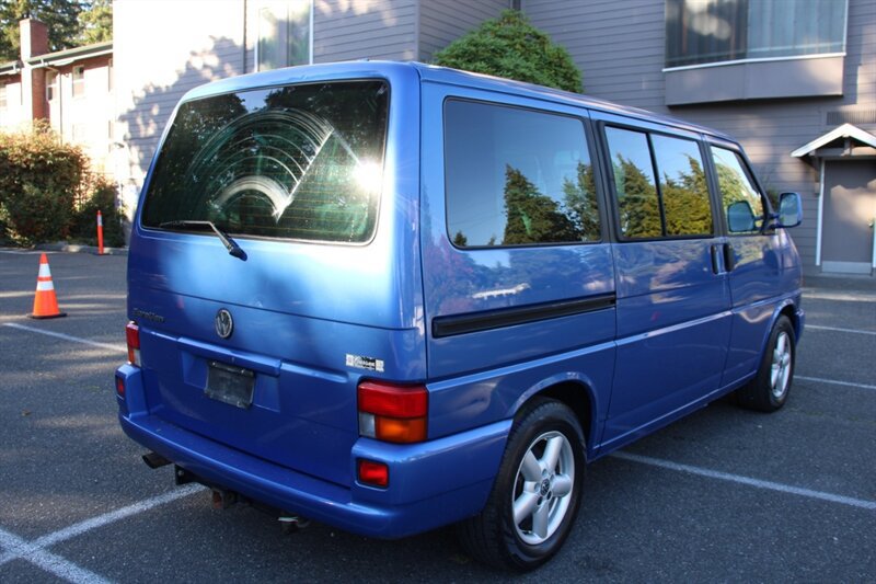 Used 2002 Volkswagen Eurovan MV FWD image 3