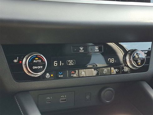 New 2025 Mitsubishi Outlander SEL Black Edition image 8