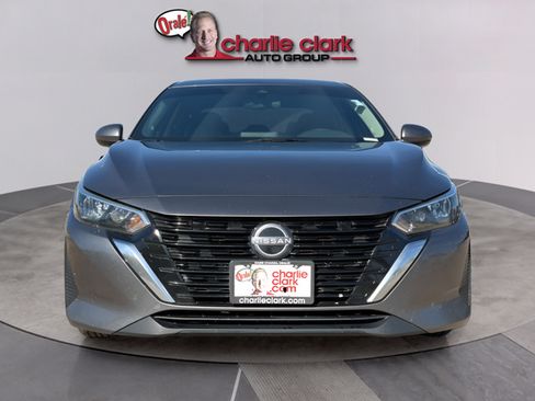Certified 2024 Nissan Sentra SV w/ All-Weather Package FWD image 8