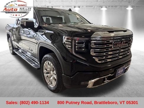Used 2023 GMC Sierra 1500 Denali AWD/4WD image 9