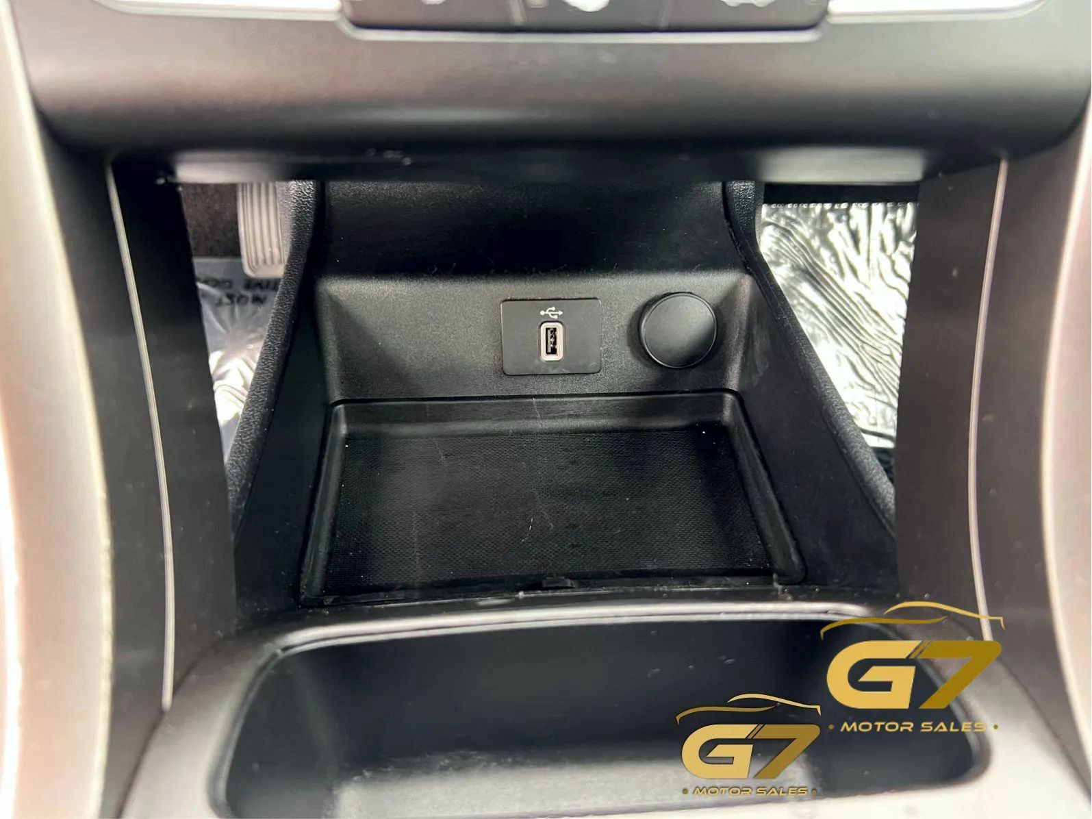Used 2018 Ford Fusion SE w/ Fusion SE Technology Package FWD image 21