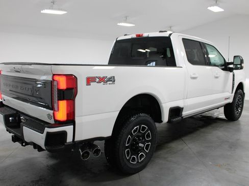 New 2026 Ford F250 Platinum AWD/4WD image 8