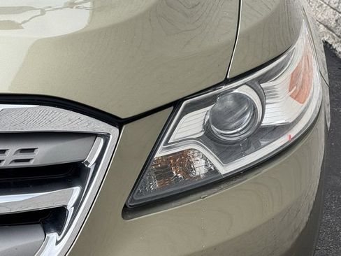 Used 2012 Ford Taurus SEL image 5