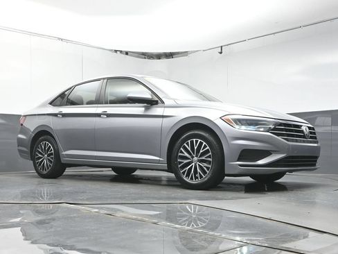 Used 2021 Volkswagen Jetta S w/ Driver Assistance Package FWD image 37