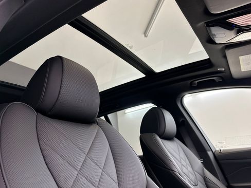 Used 2026 BMW X5 sDrive40i RWD image 26