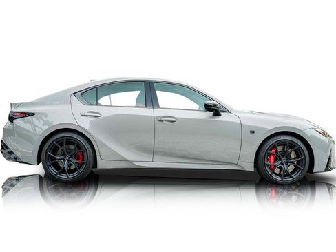 Used 2025 Lexus IS 500 w/ F-Sport Performance RWD image 2