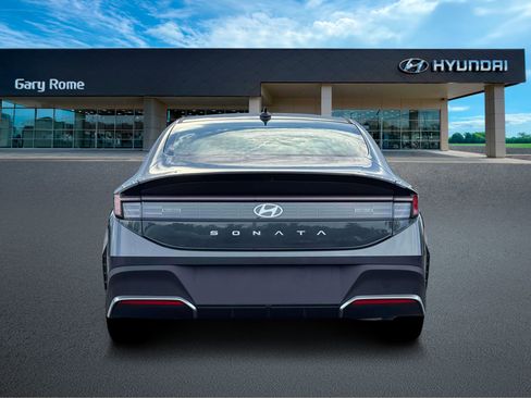 New 2026 Hyundai Sonata SE FWD image 6