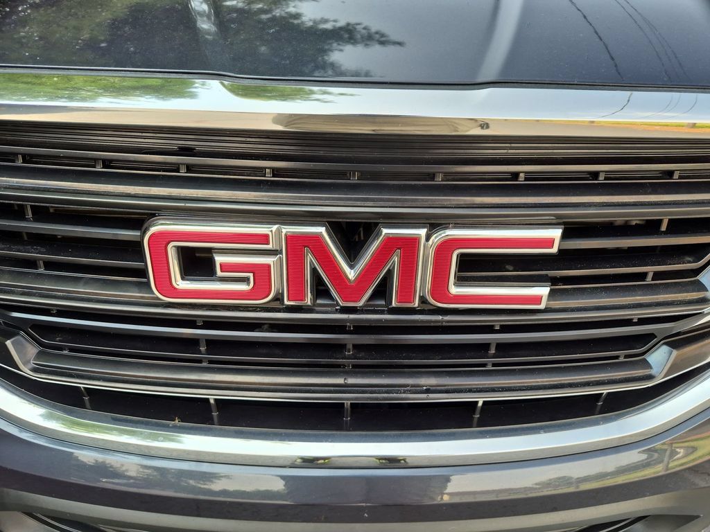 Used 2018 GMC Terrain SLE w/ Driver Convenience Package AWD/4WD image 10