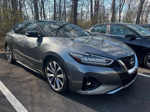 Used 2023 Nissan Maxima Platinum w/ Sport Mat Group FWD image 2