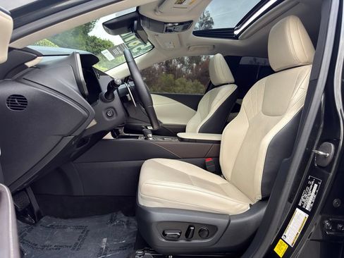 Certified 2026 Lexus RX 350 Premium Plus w/ Accessory Package (Z1) FWD image 17
