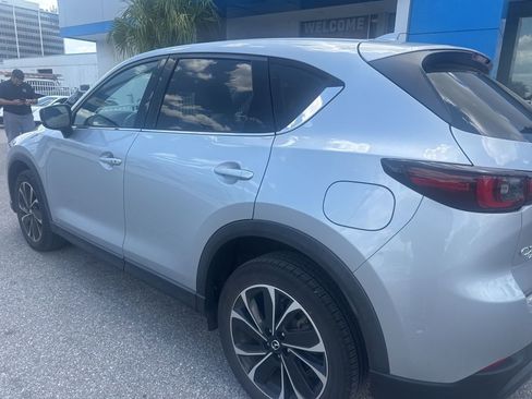 Used 2022 MAZDA CX-5 AWD 2.5 S w/ Premium Package image 7