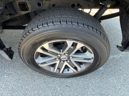 Used 2021 Ford F150 XL w/ STX Appearance Package AWD/4WD image 12