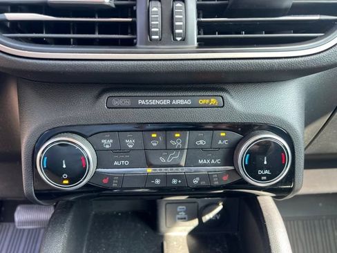 Used 2022 Ford Escape SEL AWD/4WD image 27