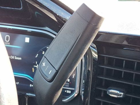 Used 2022 Chevrolet Silverado 1500 LT image 15