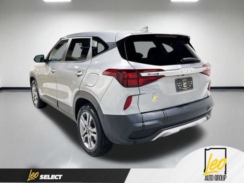 Used 2023 Kia Seltos LX AWD/4WD image 10
