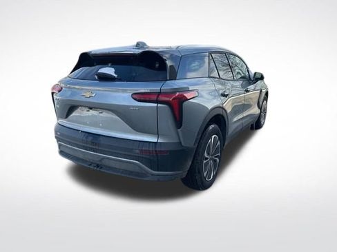 Used 2024 Chevrolet Blazer EV LT image 5