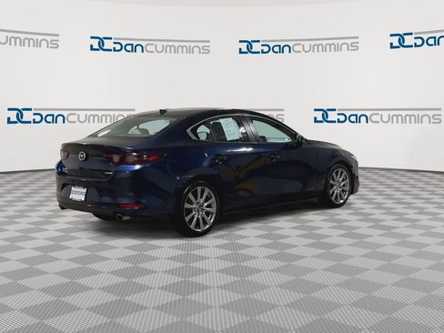 Used 2019 MAZDA MAZDA3 Sedan image 8