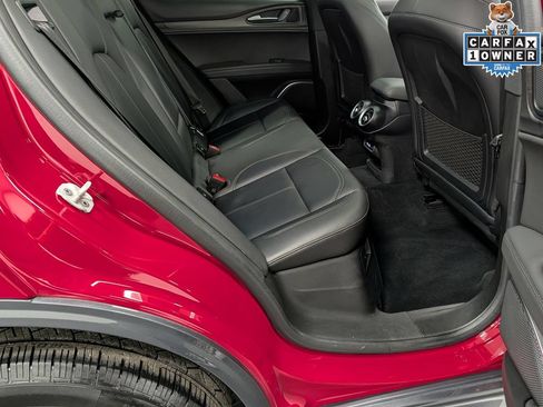 Used 2023 Alfa Romeo Stelvio Ti AWD/4WD image 27