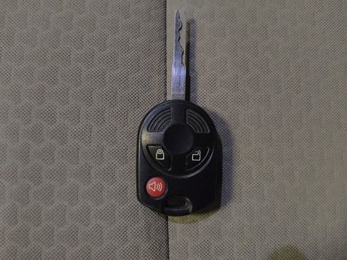 Used 2018 Ford Escape SE FWD image 32