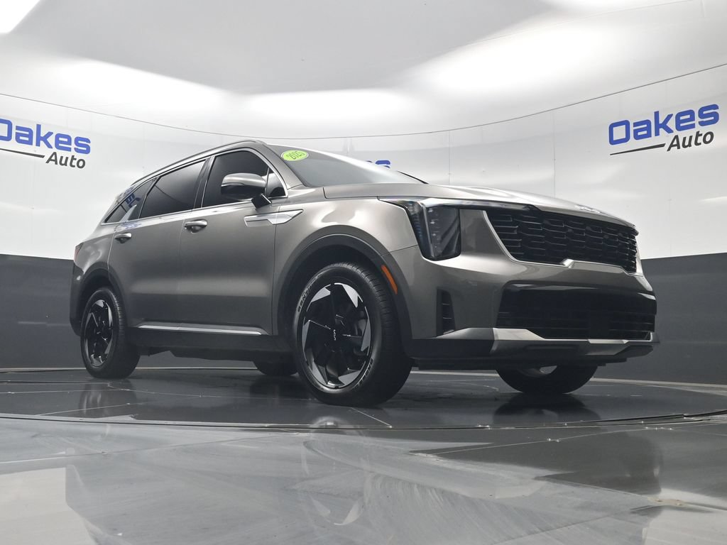Used 2025 Kia Sorento EX AWD/4WD image 40