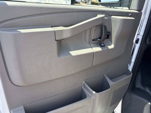 New 2026 GMC Savana 2500 w/ Driver Convenience Package RWD image 16