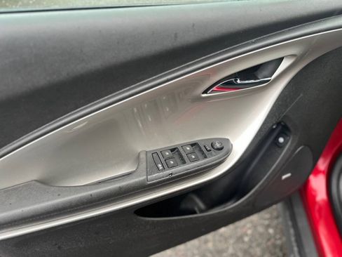 Used 2013 Chevrolet Volt Premium w/ Premium Trim Package FWD image 12