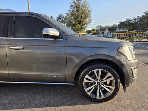 Used 2021 Ford Expedition Platinum image 18