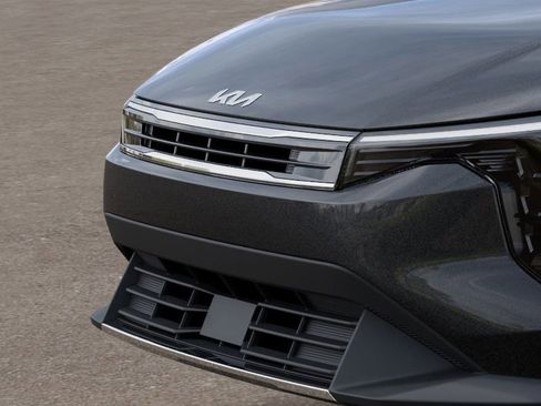 New 2025 Kia K4 EX image 12