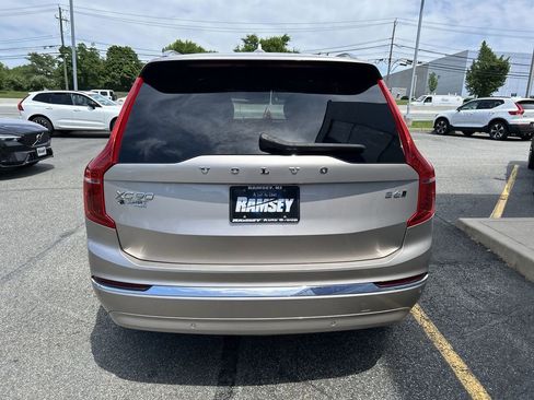 Used 2023 Volvo XC90 B6 Plus AWD/4WD image 7
