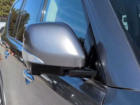 Used 2022 Nissan Armada SL image 11