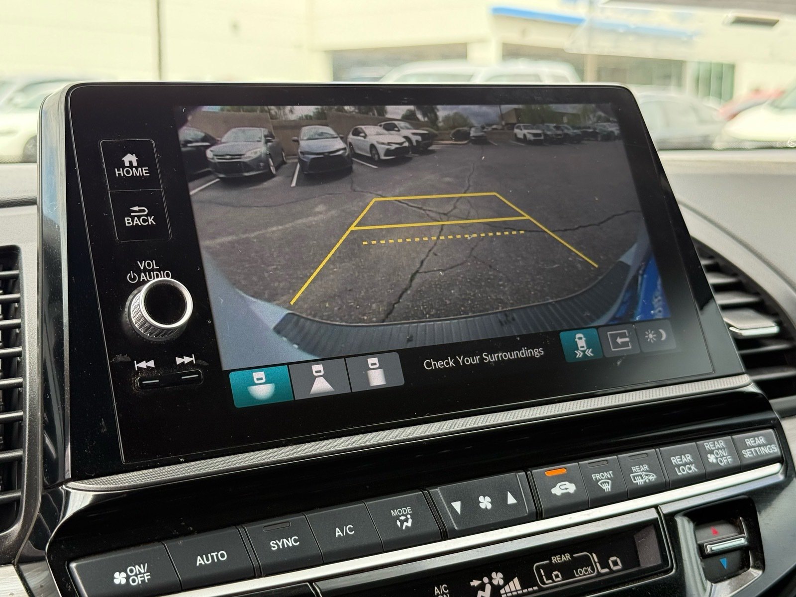 Used 2025 Honda Odyssey Elite image 22