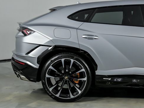 Used 2023 Lamborghini Urus S AWD/4WD image 13