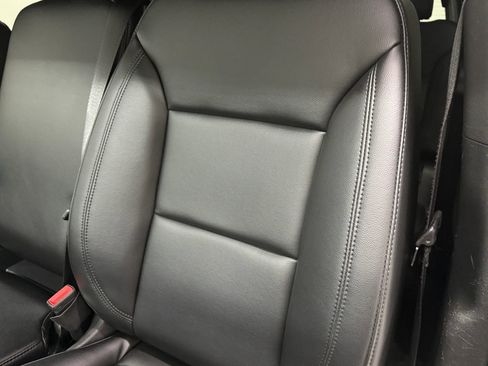 Used 2022 Chevrolet Tahoe 2WD w/ Remote Keyless Entry Package image 32