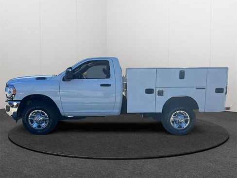 New 2023 RAM 2500 Tradesman image 3