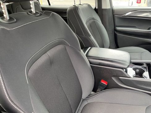 Used 2022 Jeep Grand Cherokee L Laredo w/ Luxury Tech Group I image 42