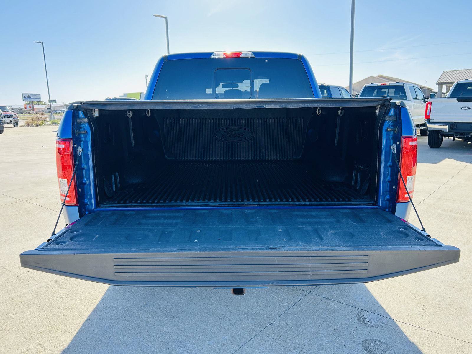 Used 2017 Ford F150 XLT w/ Equipment Group 302A Luxury AWD/4WD image 24