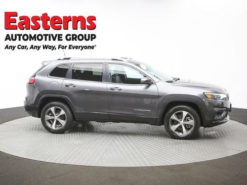 Used 2021 Jeep Cherokee Limited image 43