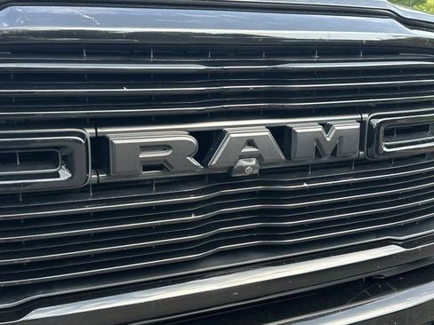 Used 2022 RAM 2500 Laramie AWD/4WD image 17
