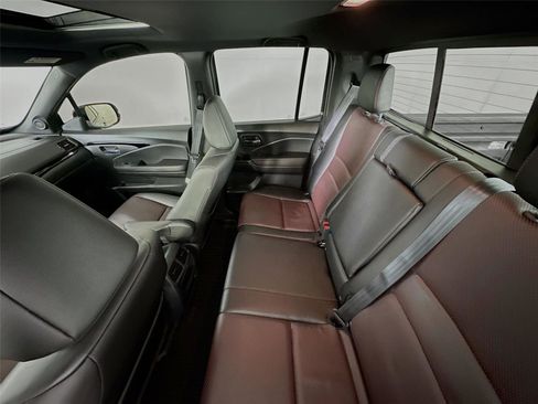 Used 2023 Honda Ridgeline Black Edition image 11