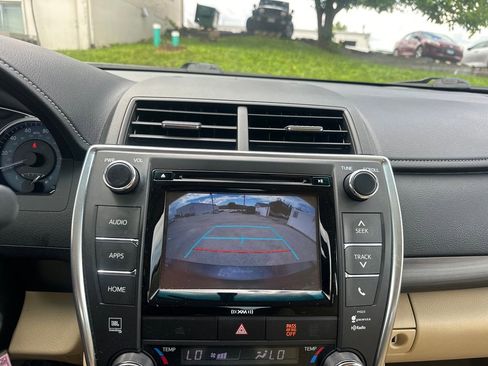 Used 2017 Toyota Camry XLE w/ Protection Package (Q2) FWD image 17