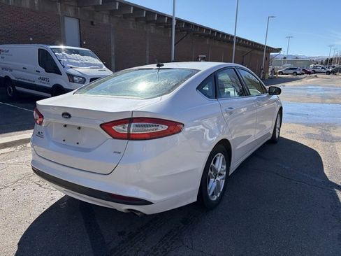 Used 2014 Ford Fusion SE image 5