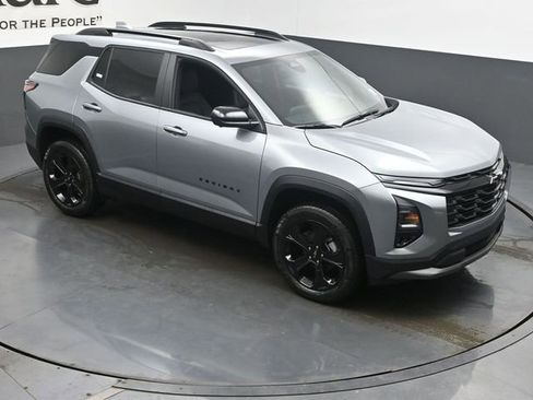 New 2026 Chevrolet Equinox LT w/ Convenience Package II FWD image 26