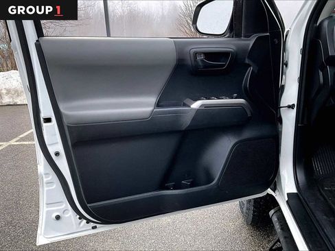 Used 2023 Toyota Tacoma SR5 image 21